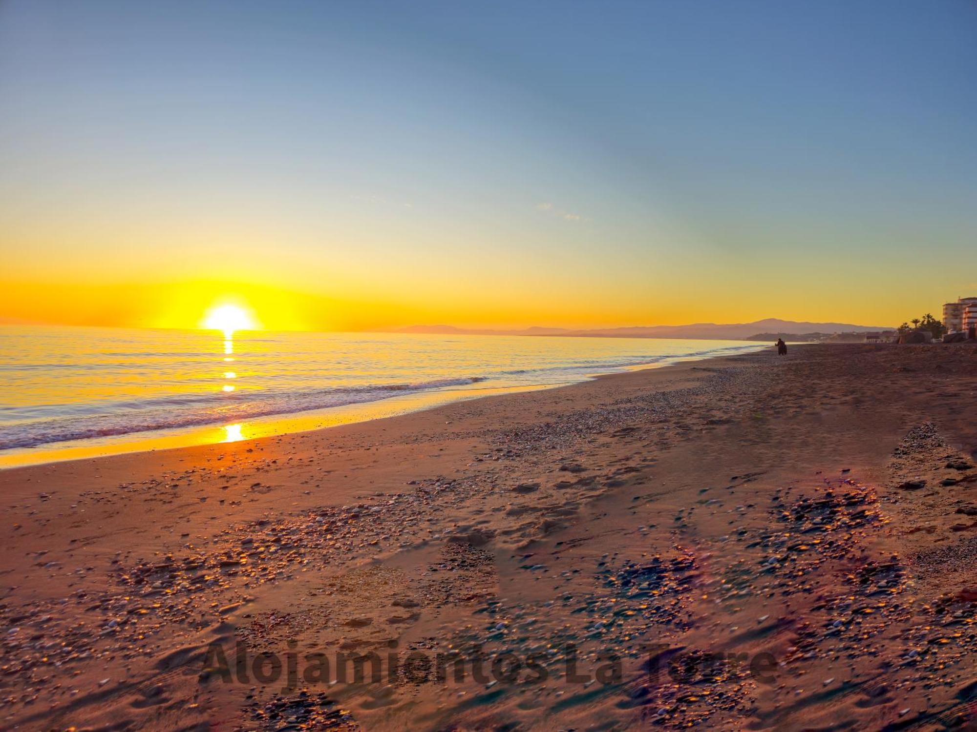 Laguna Beach Premium - Alojamientos La Torre Torrox Buitenkant foto